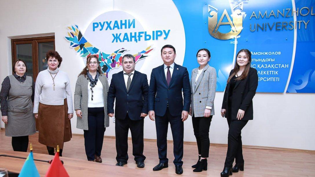 S.Amanjolov Doğu Kazakistan Devlet Üniversitesinde Yeni Görevlerine Başlayan T.C. Milli Eğitim Bakanlığı Öğretmenlerinin Rekörü Ziyaretleri